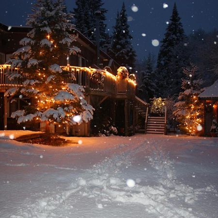 Chalets Et Studios Le Vent Du Nord Lac-Superieur Екстериор снимка