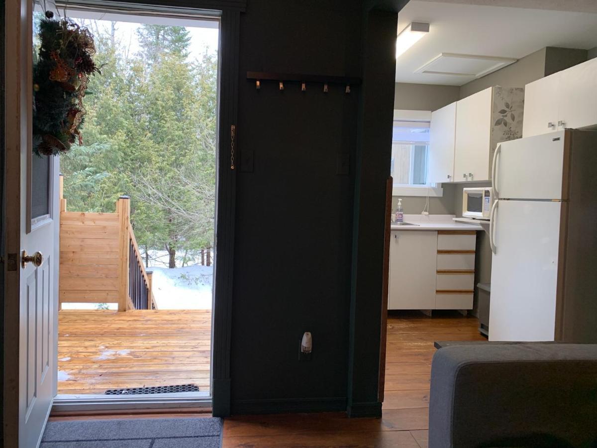 Chalets Et Studios Le Vent Du Nord Lac-Superieur Екстериор снимка