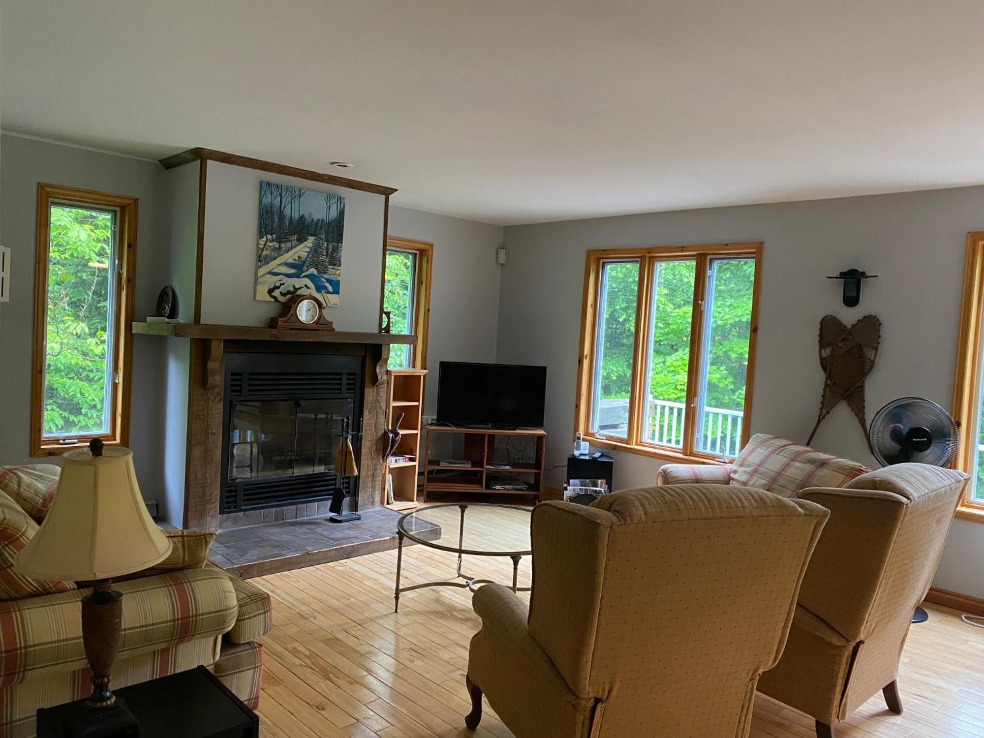 Chalets Et Studios Le Vent Du Nord Lac-Superieur Стая снимка