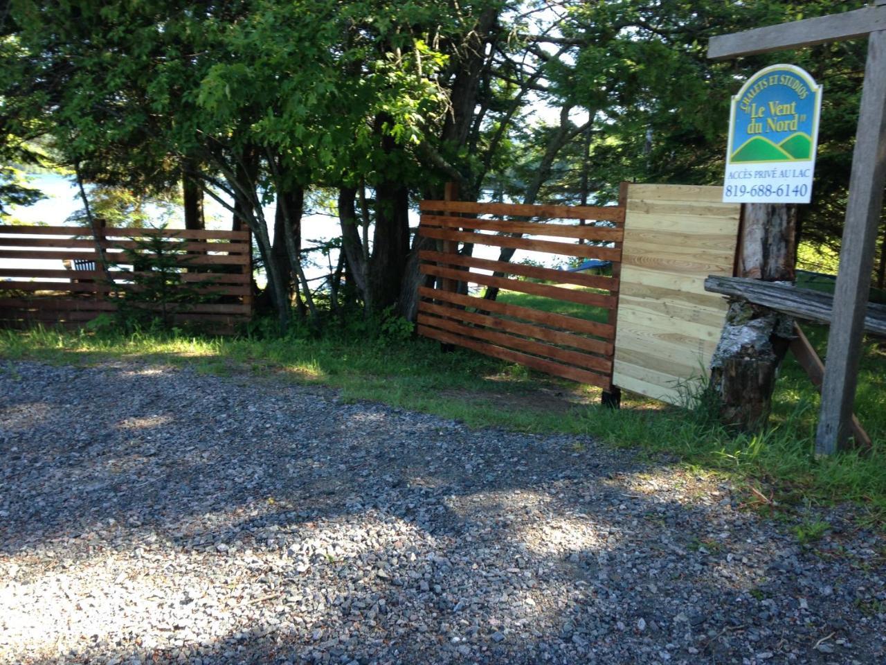 Chalets Et Studios Le Vent Du Nord Lac-Superieur Екстериор снимка