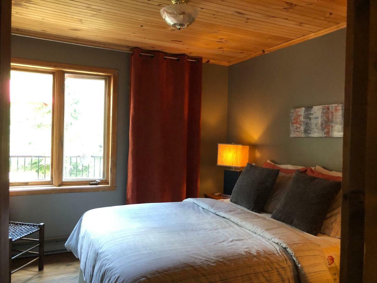 Chalets Et Studios Le Vent Du Nord Lac-Superieur Екстериор снимка
